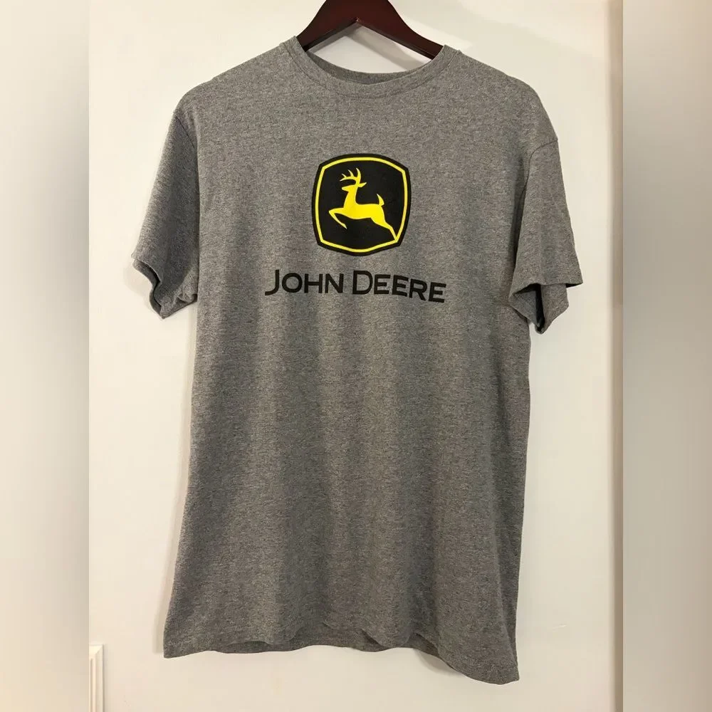 Men’s John Deere Graphic T-Shirt Bundle Medium Farm Tractor Logo Tees (2)